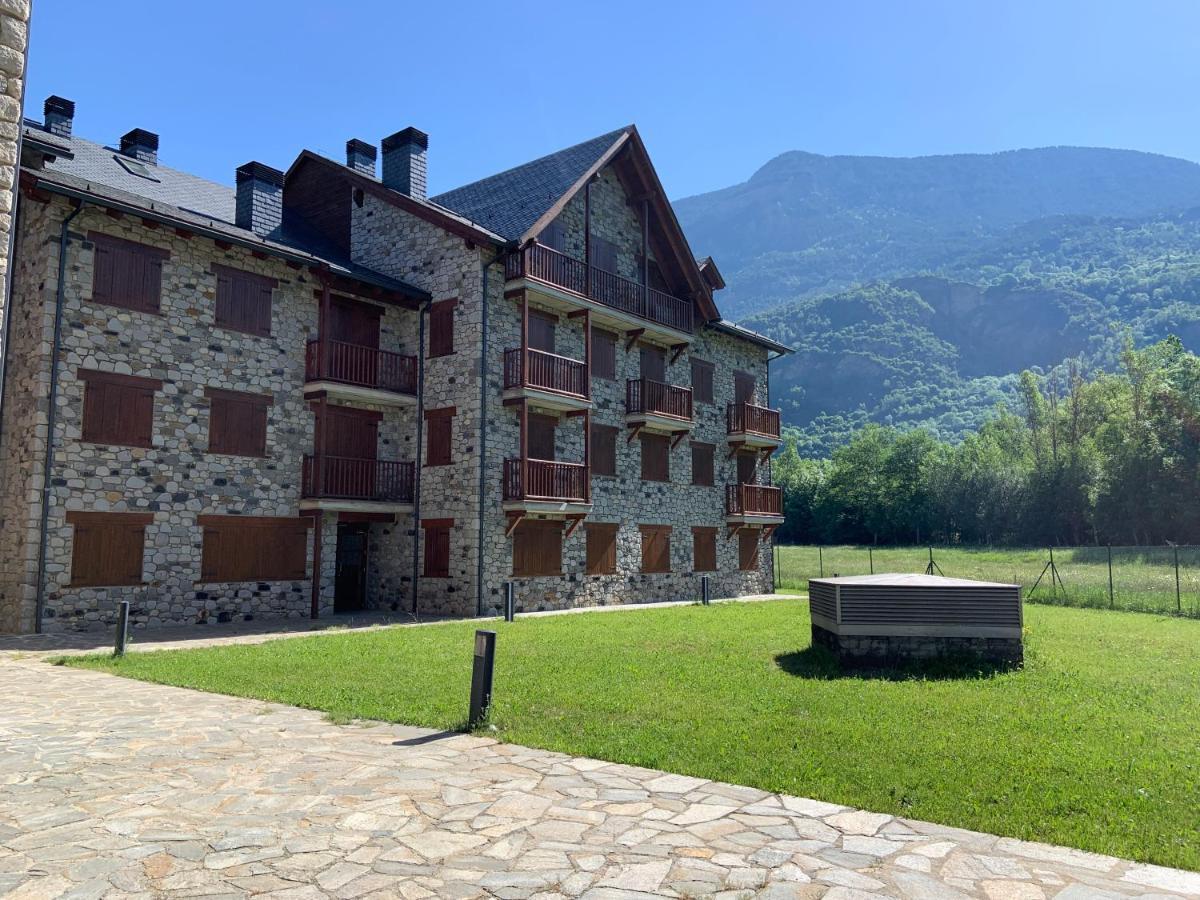 B20 - Resid. La Coma 1º - Villmor Apartment Benasque Exterior foto